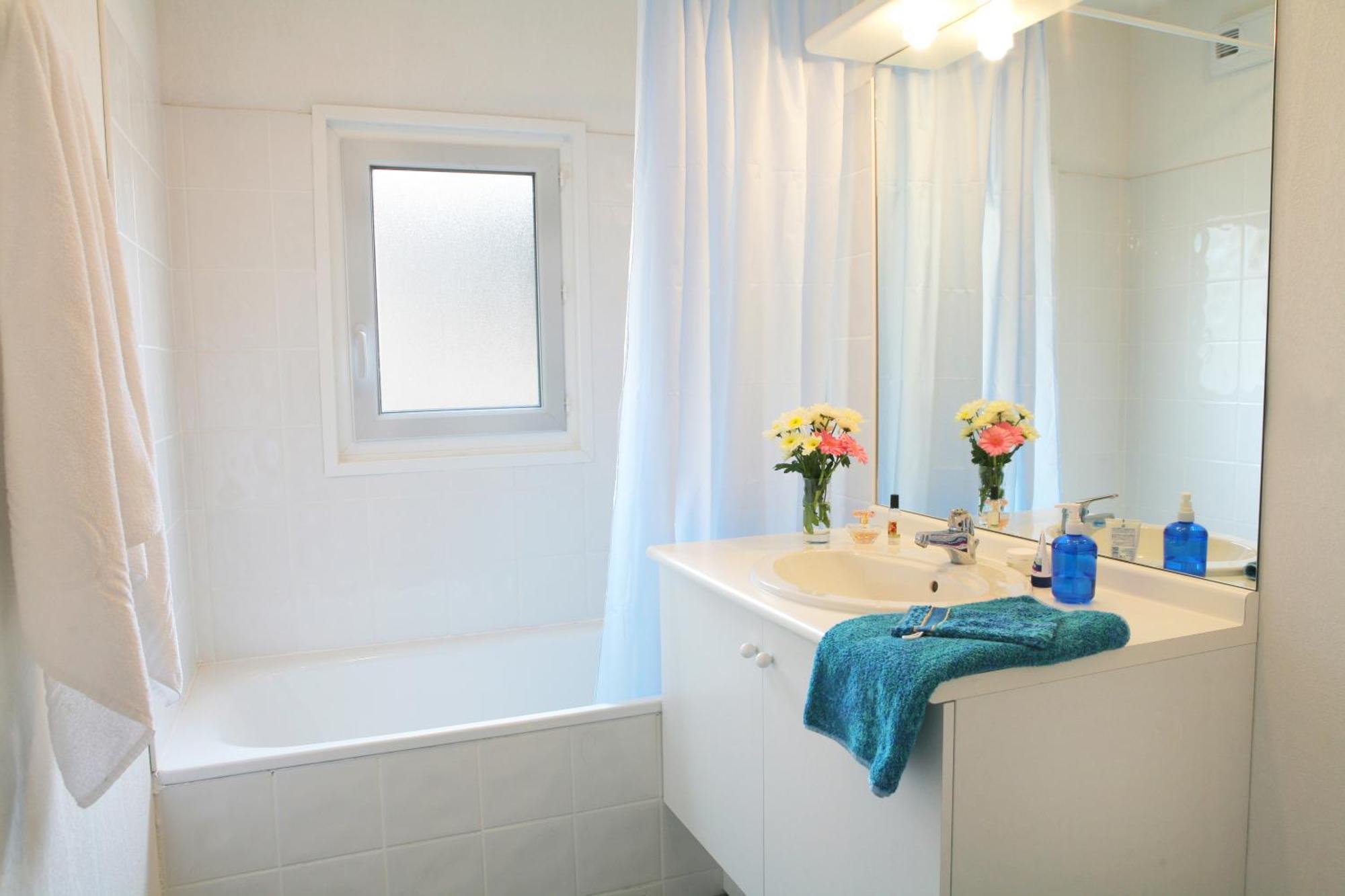 Residence Nemea Les Rives De Saint Brice 아레즈 외부 사진