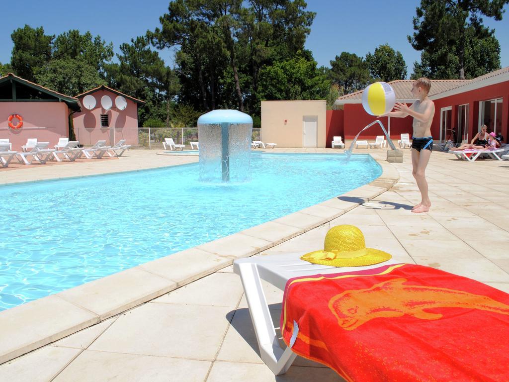 Residence Nemea Les Rives De Saint Brice 아레즈 외부 사진