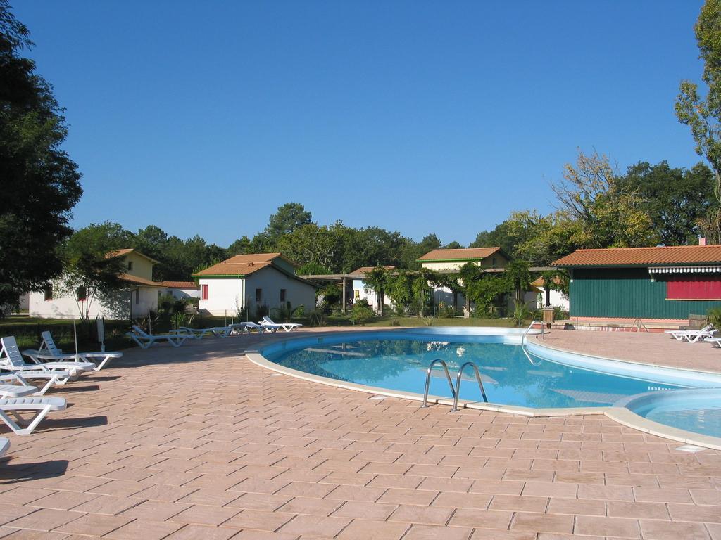 Residence Nemea Les Rives De Saint Brice 아레즈 외부 사진