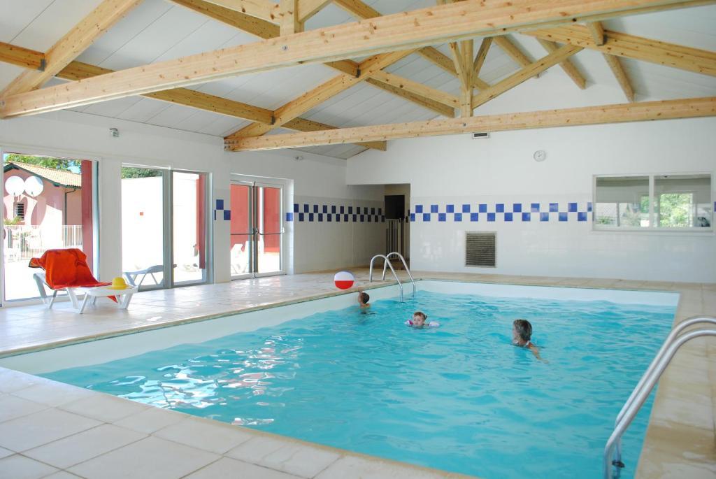 Residence Nemea Les Rives De Saint Brice 아레즈 외부 사진