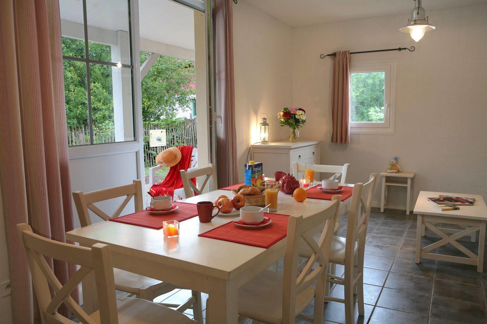 Residence Nemea Les Rives De Saint Brice 아레즈 외부 사진