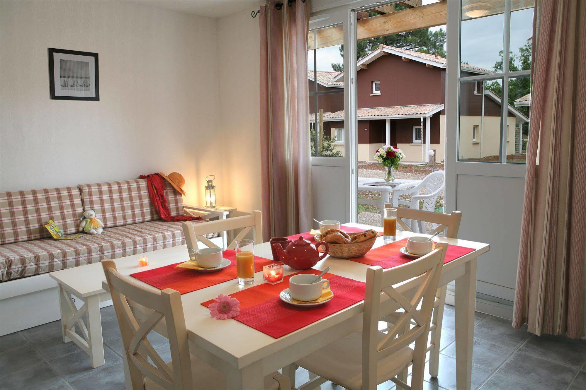 Residence Nemea Les Rives De Saint Brice 아레즈 외부 사진